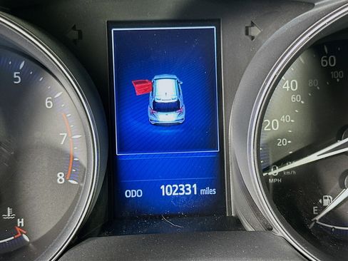 Used 2018 Toyota C-HR XLE FWD image 19