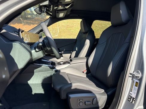 New 2026 BMW X3 xDrive30 w/ Premium Package image 10