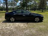 Used 2022 Nissan Altima 2.5 SV image 2