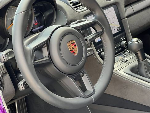 Used 2025 Porsche 718 Cayman GT4 RS RWD image 39