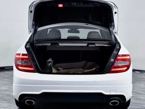 Used 2013 Mercedes-Benz C 300 Sport image 40