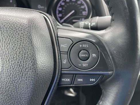 Used 2022 Toyota Camry SE w/ Convenience Package FWD image 33