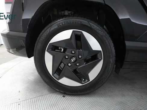 Used 2024 Hyundai Kona SEL FWD image 22