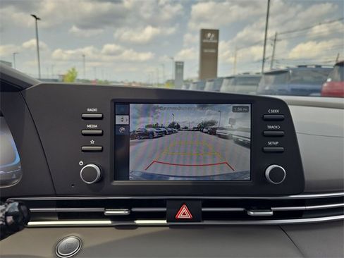 New 2025 Hyundai Elantra Sport image 17