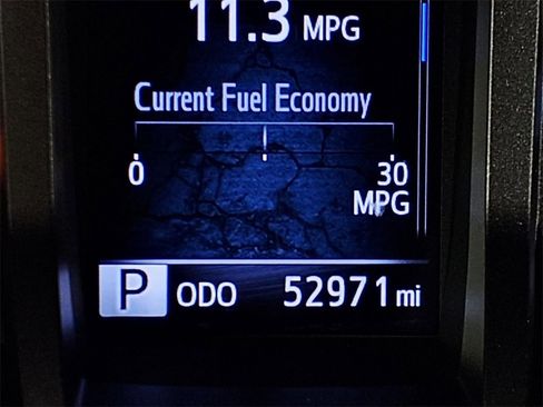 Used 2019 Toyota Tacoma TRD Off-Road image 18