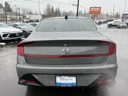Used 2022 Hyundai Sonata Limited w/ Winter Weather Package image 3