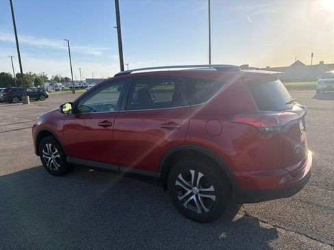 Used 2016 Toyota RAV4 LE FWD image 13