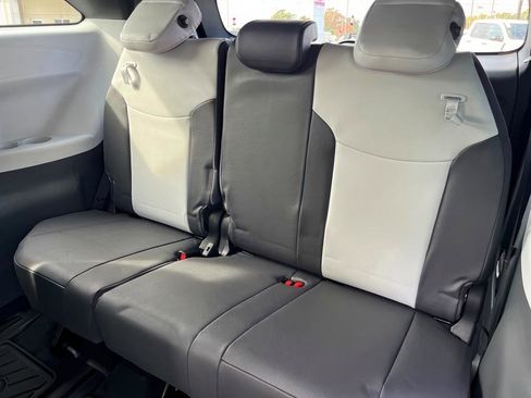 Certified 2024 Toyota Sienna XSE image 15