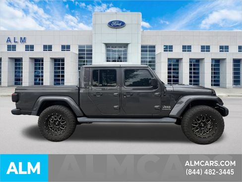 Used 2020 Jeep Gladiator Overland AWD/4WD image 5