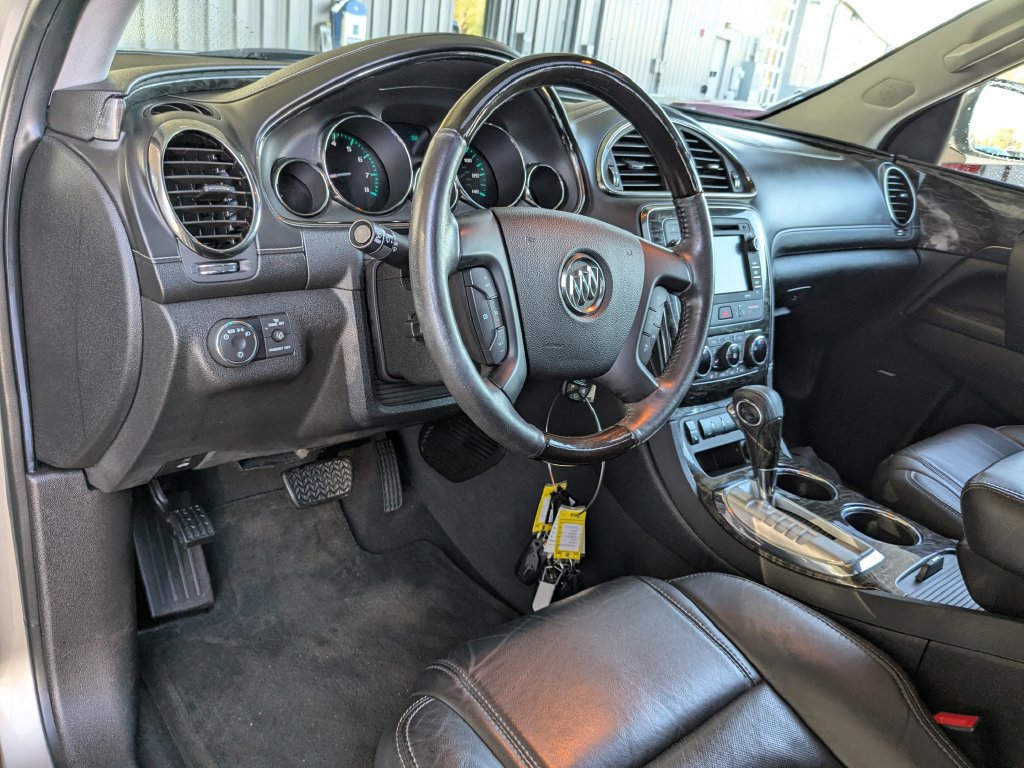 Used 2014 Buick Enclave Premium w/ Trailering Provision Package AWD/4WD image 2