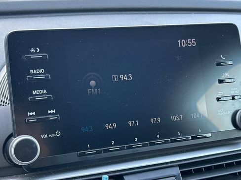 Used 2020 Honda Accord LX image 18