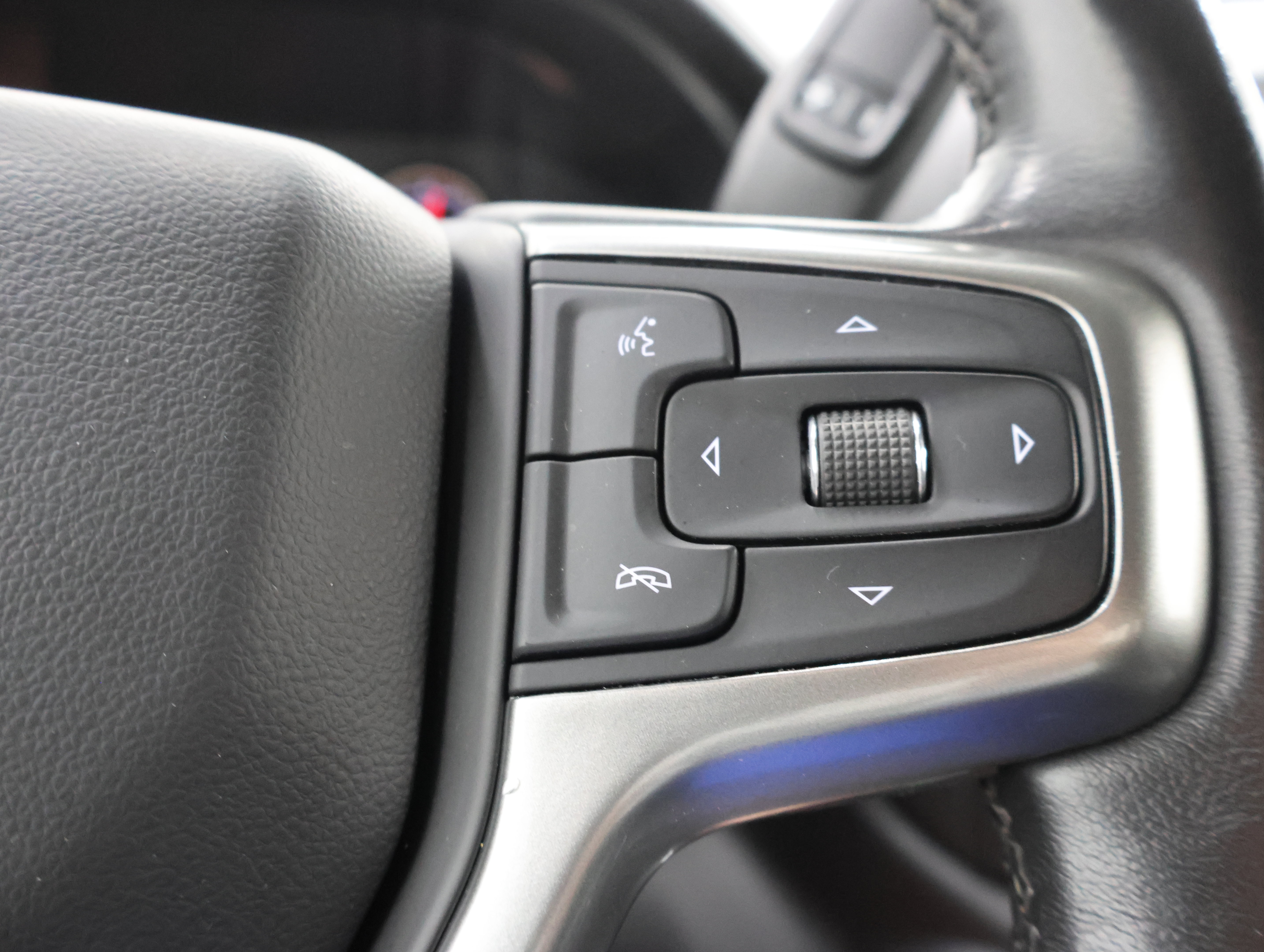Used 2022 Chevrolet Silverado 2500 LTZ AWD/4WD image 14