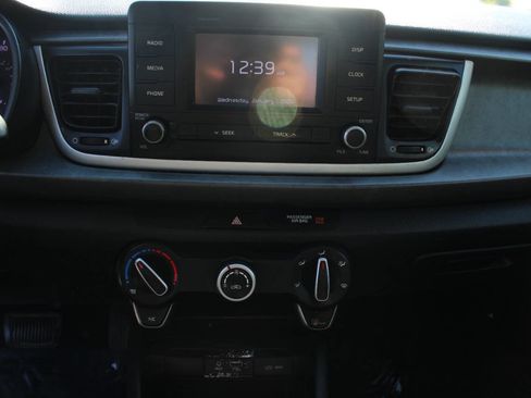 Used 2018 Kia Rio S image 13