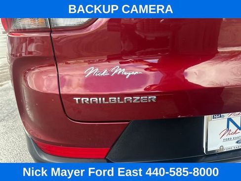 Used 2024 Chevrolet TrailBlazer LT FWD image 19