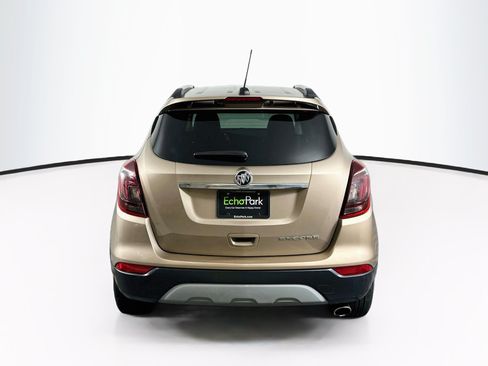 Used 2019 Buick Encore Sport Touring FWD image 7