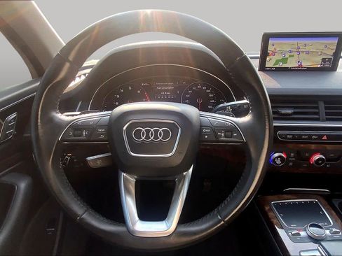 Used 2017 Audi Q7 3.0T Premium Plus AWD/4WD image 6