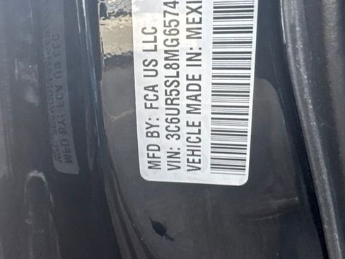 Used 2021 RAM 2500 Limited AWD/4WD image 16