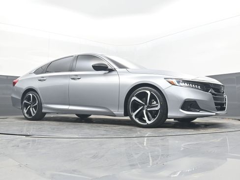 Used 2022 Honda Accord Sport image 21
