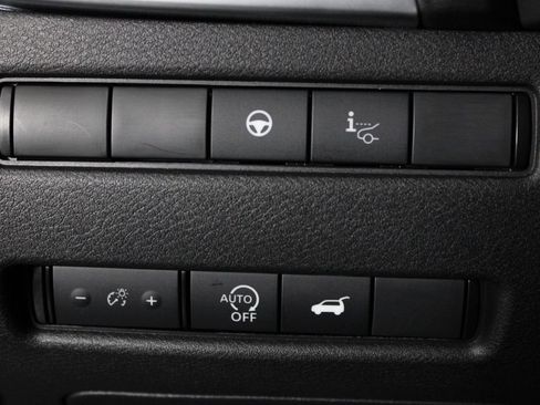 Certified 2026 Nissan Rogue Platinum w/ Platinum Premium Package AWD/4WD image 26