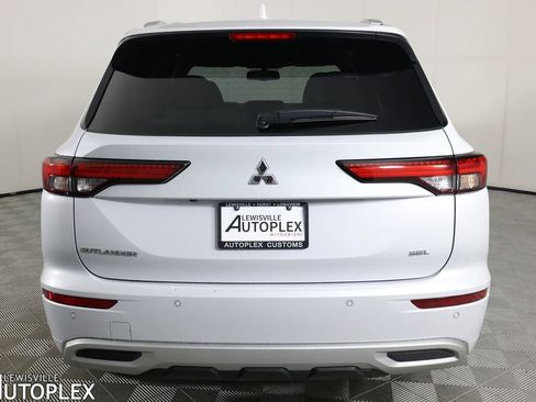 Used 2024 Mitsubishi Outlander SEL FWD image 6