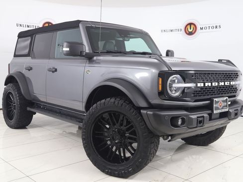 Used 2023 Ford Bronco Wildtrak AWD/4WD image 28