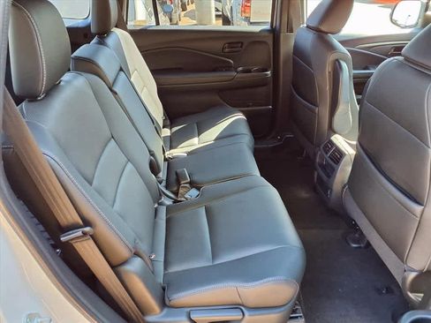 Used 2023 Honda Passport EX-L image 13