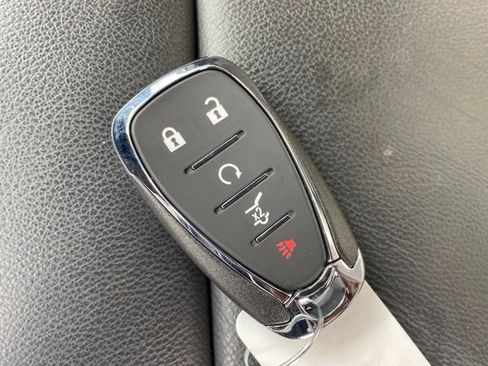 Certified 2023 Chevrolet Traverse LT w/ LPO, Floor Liner Package image 24