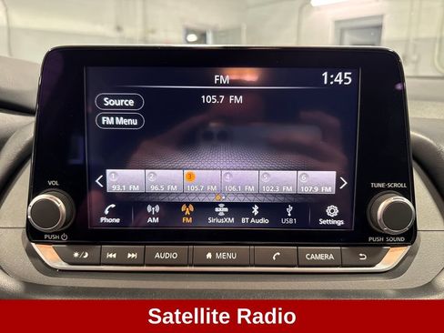 Used 2024 Nissan Rogue SV AWD/4WD image 11