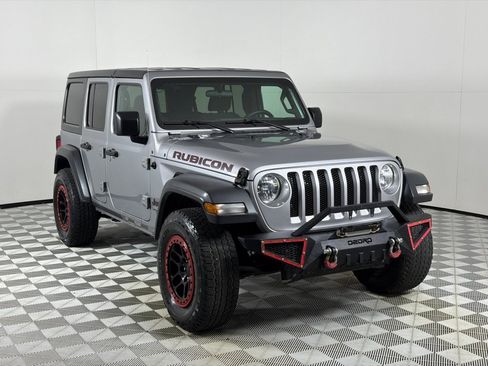 Used 2018 Jeep Wrangler Unlimited Sport S AWD/4WD image 3