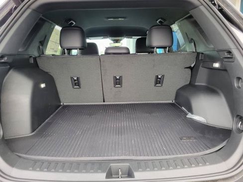 New 2026 GMC Terrain Elevation w/ Elevation Premium Package AWD/4WD image 9
