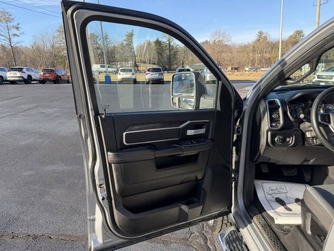 Used 2024 RAM 2500 Big Horn image 18