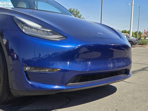 Used 2021 Tesla Model Y Long Range AWD/4WD image 8