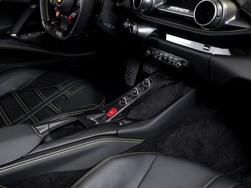 Certified 2022 Ferrari 812 GTS RWD image 53