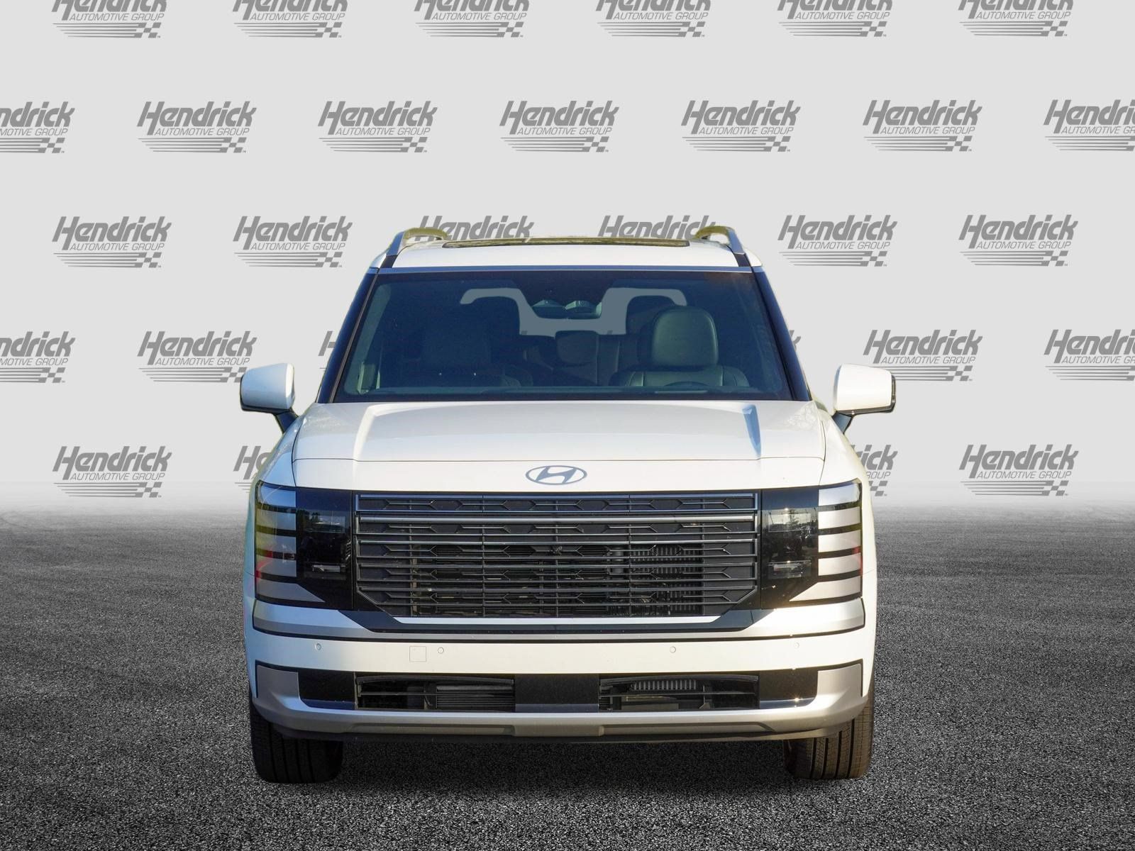 Used 2026 Hyundai Palisade Calligraphy AWD/4WD image 3