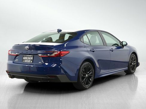 Used 2025 Toyota Camry SE w/ Multimedia Upgrade Package AWD/4WD image 5