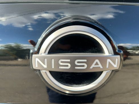 Used 2023 Nissan Rogue SV FWD image 28