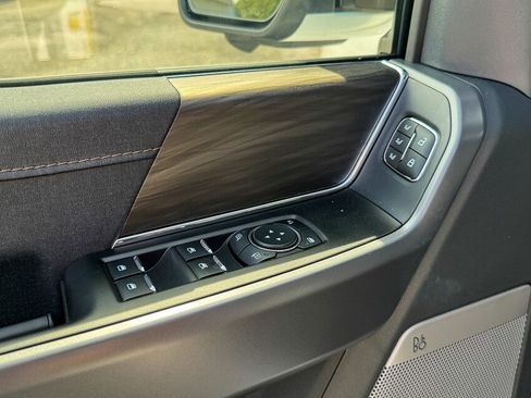 New 2025 Ford F150 Lightning Lariat image 27