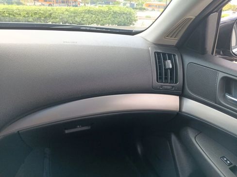 Used 2012 INFINITI G37 Journey w/ Premium Pkg image 19