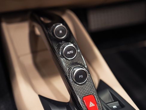Used 2021 Ferrari 812 GTS RWD image 47