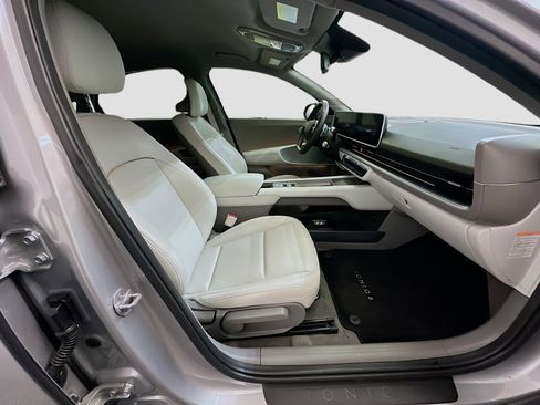 Used 2024 Hyundai Ioniq 6 SEL image 32