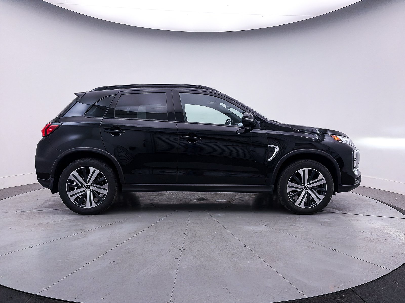 Used 2026 Mitsubishi Outlander Sport SEL AWD/4WD image 26