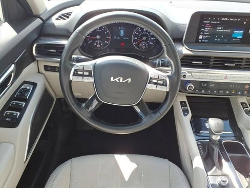 Used 2022 Kia Telluride EX w/ EX Premium Package FWD image 33