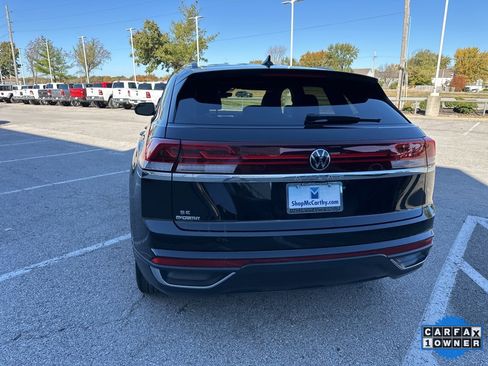 Used 2024 Volkswagen Atlas Cross Sport SE image 25