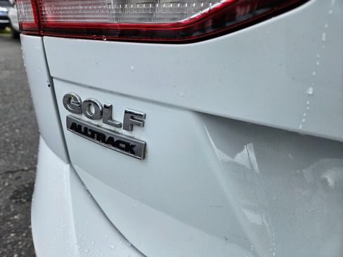 Used 2017 Volkswagen Golf Alltrack S AWD/4WD image 9