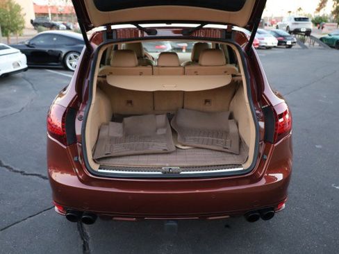 Used 2013 Porsche Cayenne GTS image 41