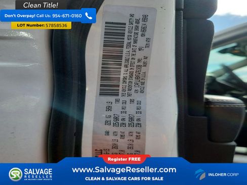 Used 2015 Jeep Cherokee Sport w/ Sport Appearance Group FWD image 16