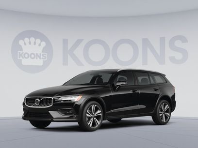 Used 2024 Volvo V60 B5 Cross Country Plus