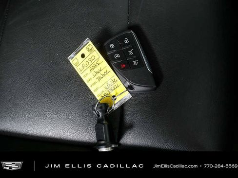 Used 2025 Chevrolet Tahoe LT AWD/4WD image 24