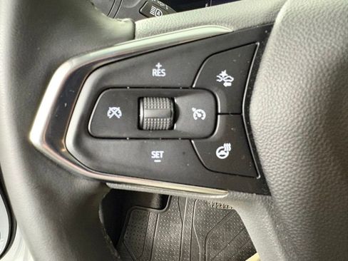 Used 2025 Chevrolet Trax ACTIV w/ Driver Confidence Package image 27