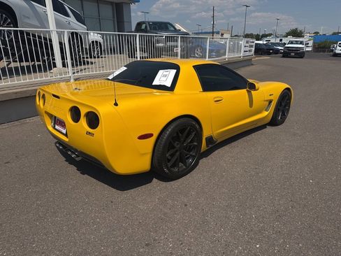 Used 2003 Chevrolet Corvette Z06 w/ Memory Package, 3 Drivers image 4